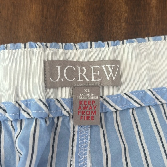 J Crew Long-sleeve cotton poplin in stripe, shorts only BT466 XL - Picture 3 of 3